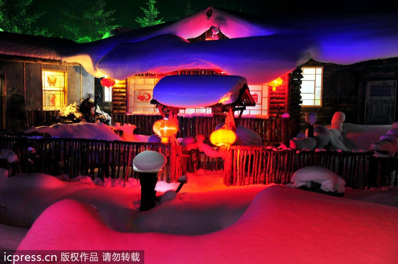 China's biggest snow town at night