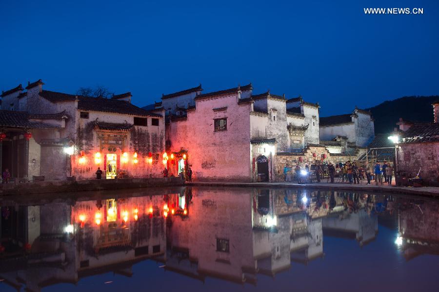 Spring scenery of Hongcun village, E China