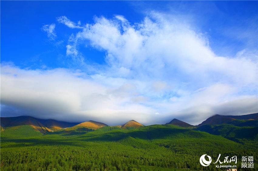 Intoxicating 'Shangri-la' in Xinjiang