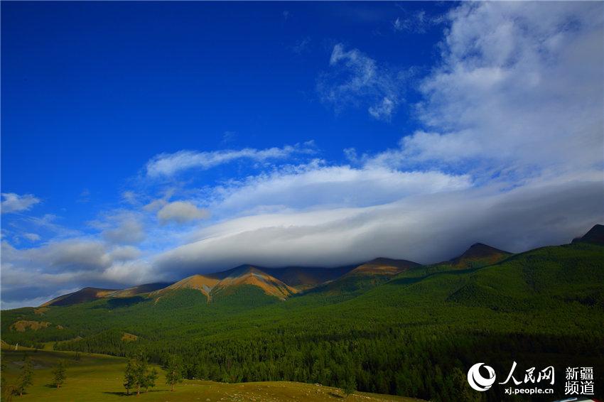 Intoxicating 'Shangri-la' in Xinjiang