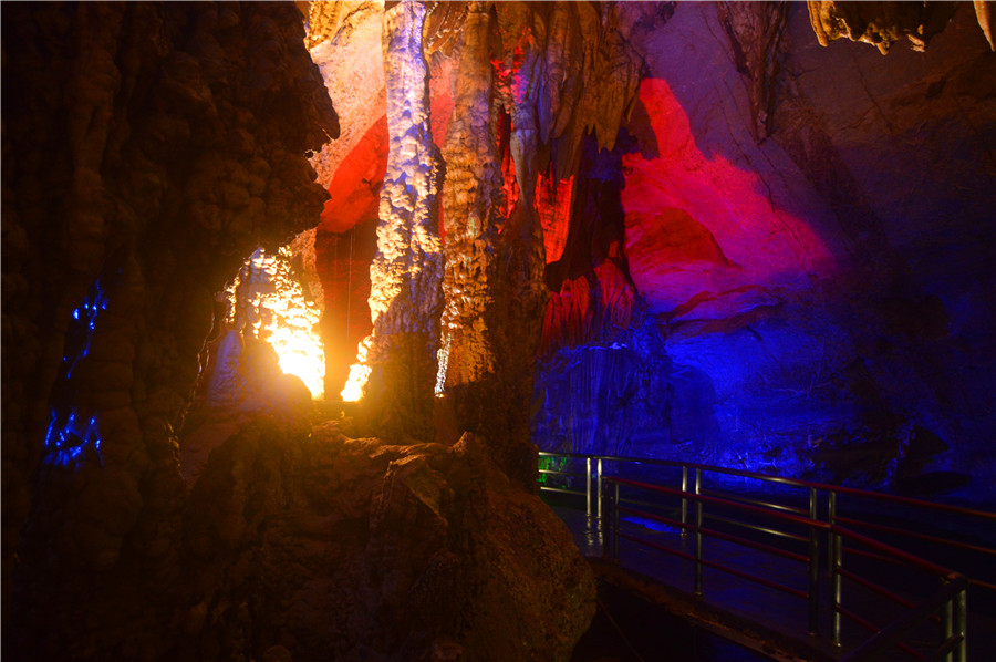 Amazing Nielong Cave in E China's Jiangxi