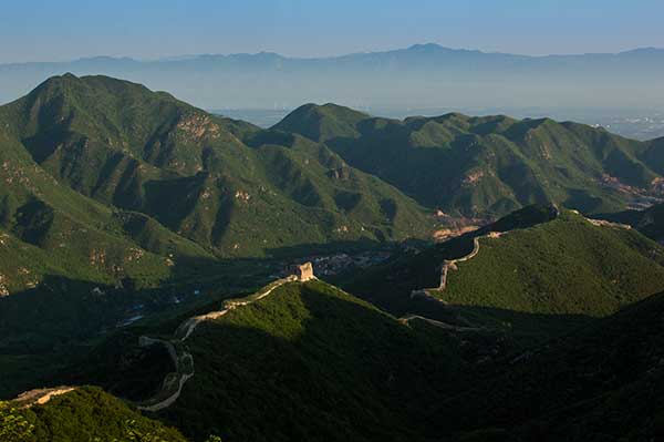 Chenjiapu Valley's rugged wall exceeds expectations