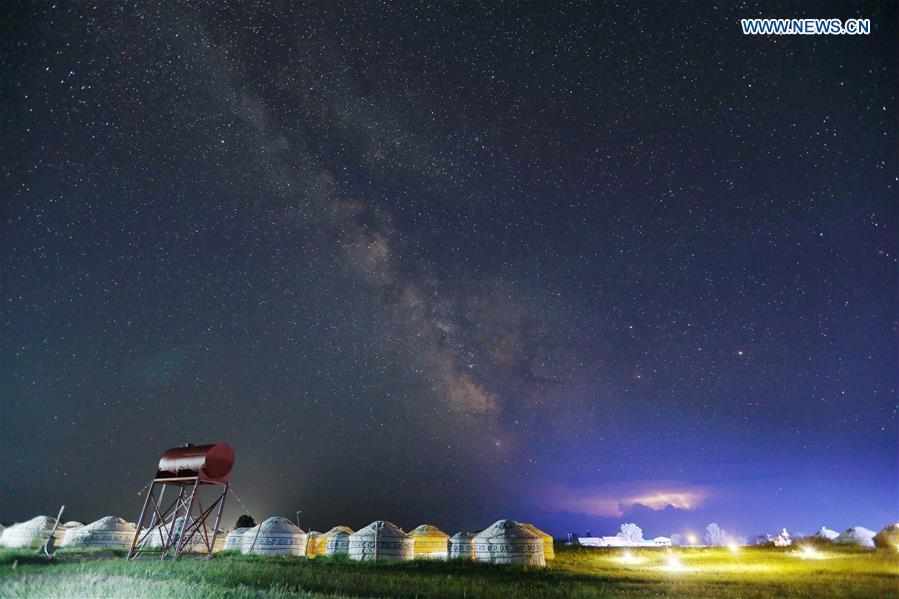 Starry sky in Inner Mongolia attracts enthusiasts in early August