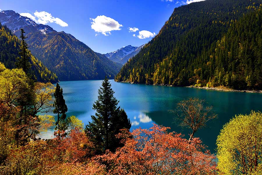 Revisiting natural wonders of quake-hit Jiuzhaigou