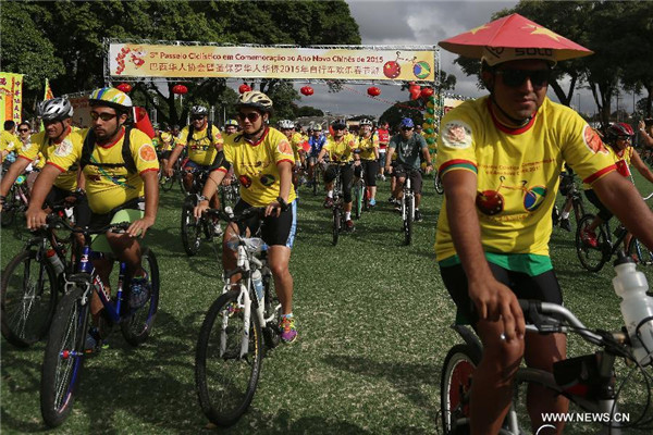 Photo album to show friendship between China and Brazil