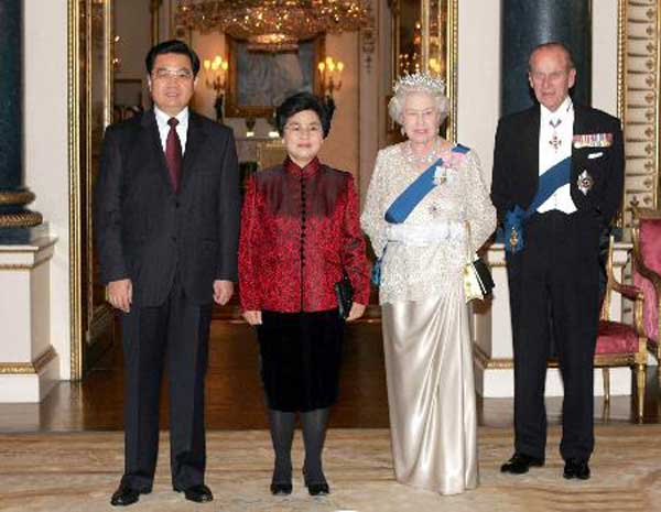 Decades of friendship: Chinese leaders and British royals