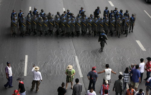 One Thai soldier dies, 16 people injured in clashes