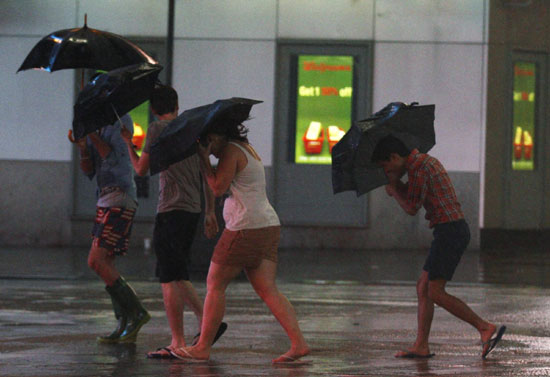 Ferocious Hurricane Irene shuts down NY City