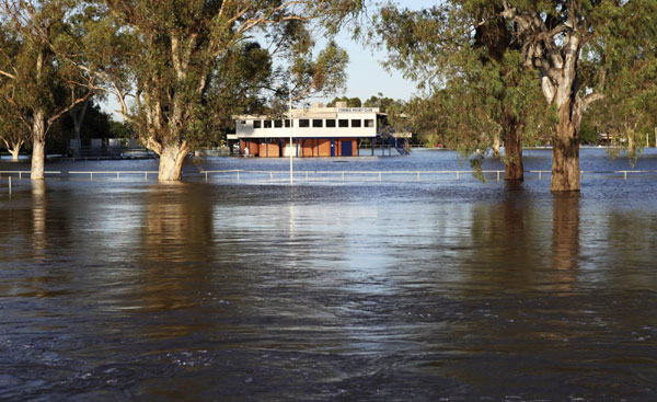 Floodwaters cut town of Forbes