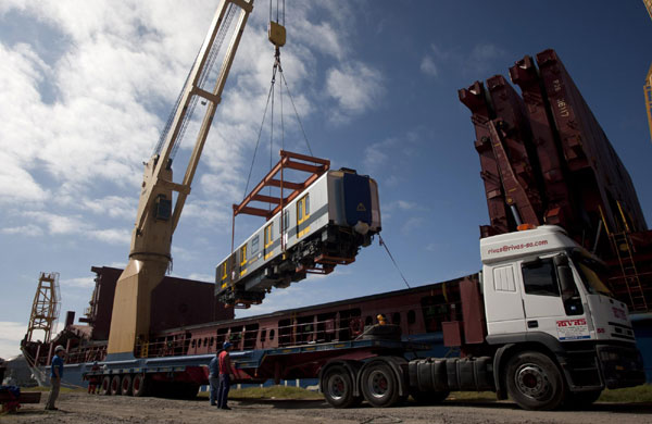 China-made subway trains arrive in Argentina