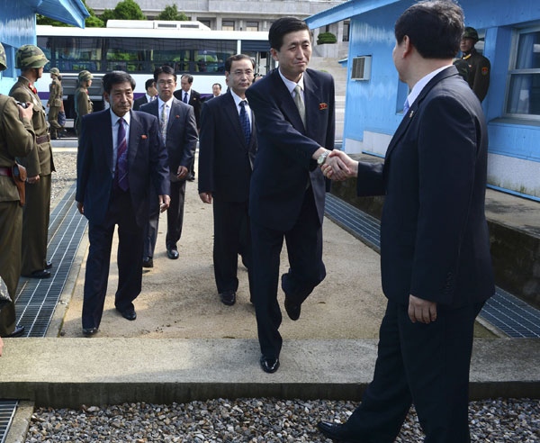 ROK, DPRK discuss reunions