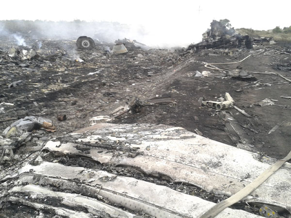 In photos: Malaysia Airlines plane crashes in Ukraine