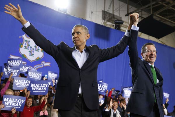 Obama makes final campaign push, hoping to avert electoral rout