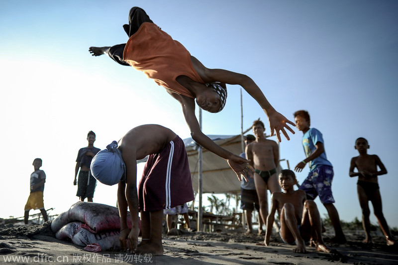 Philippines marks first anniversary of typhoon Haiyan