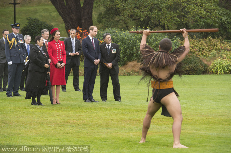 Traditional Maori welcome greets dignitaries