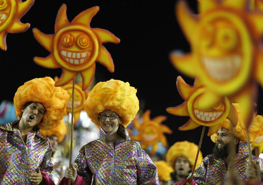 Samba sparkles in Brazil's Carnival season