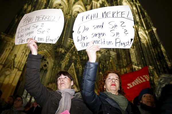 Merkel demands 'hard response' to sex attacks in Cologne