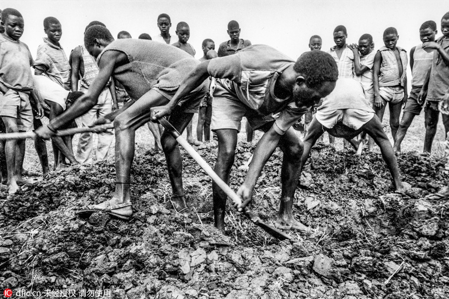 War-torn South Sudan in the 1990s