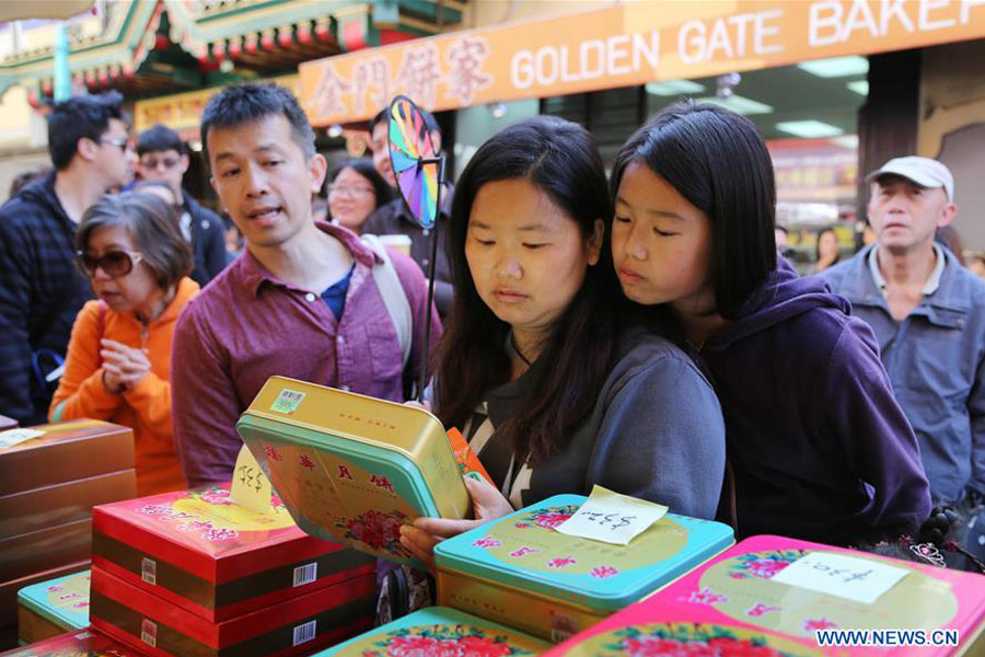 Autumn Moon Festival held in San Francisco's Chinatown