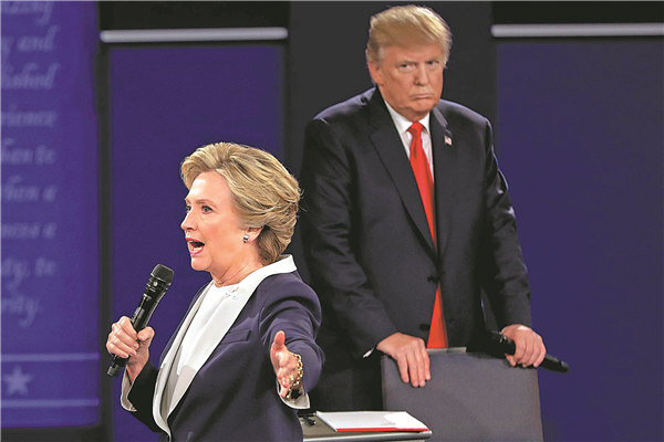 90 minutes of fire: Trump, Clinton trade charges, insults in 2nd debate