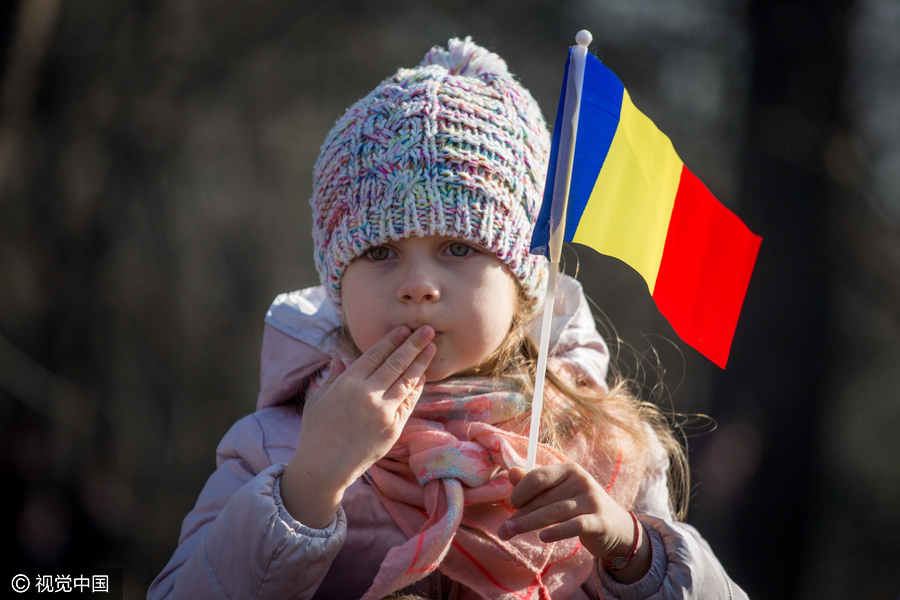 Military parade held to celebrate Romania's National Day