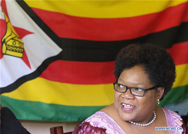 Former Zimbabwe VP Mujuru calls for transitional arrangement