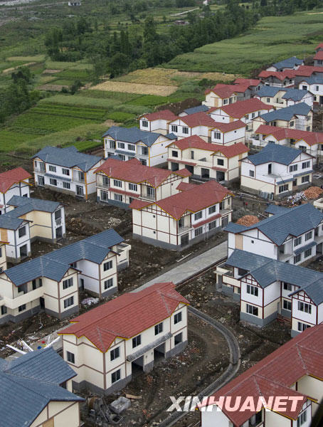 汶川地震一周年：空中看災區重建[組圖]